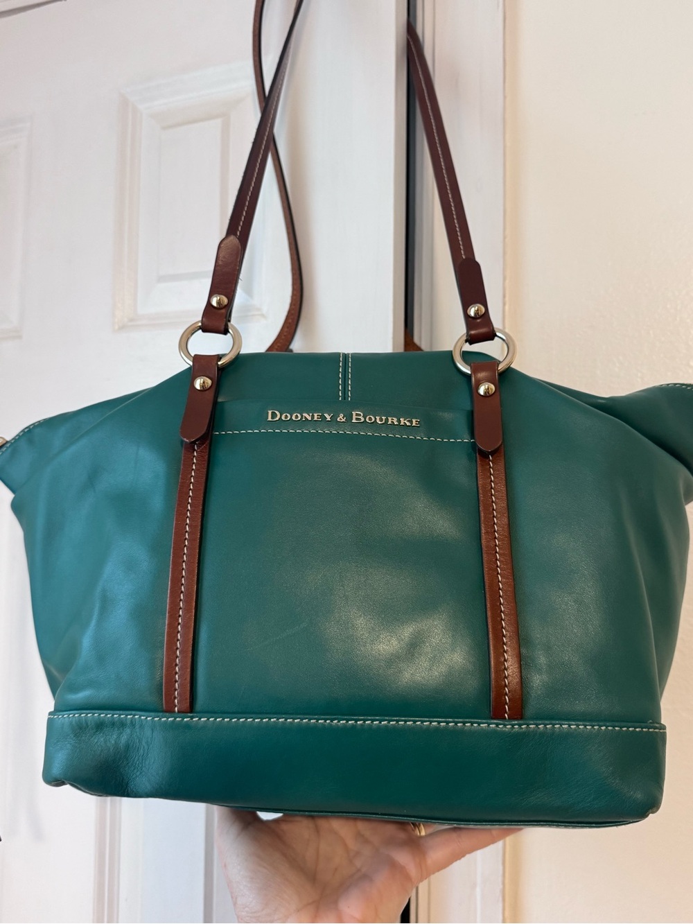 Dooney & Bourke Wayfarer Tilly Tote Green Smooth Leather Shoulder Bag